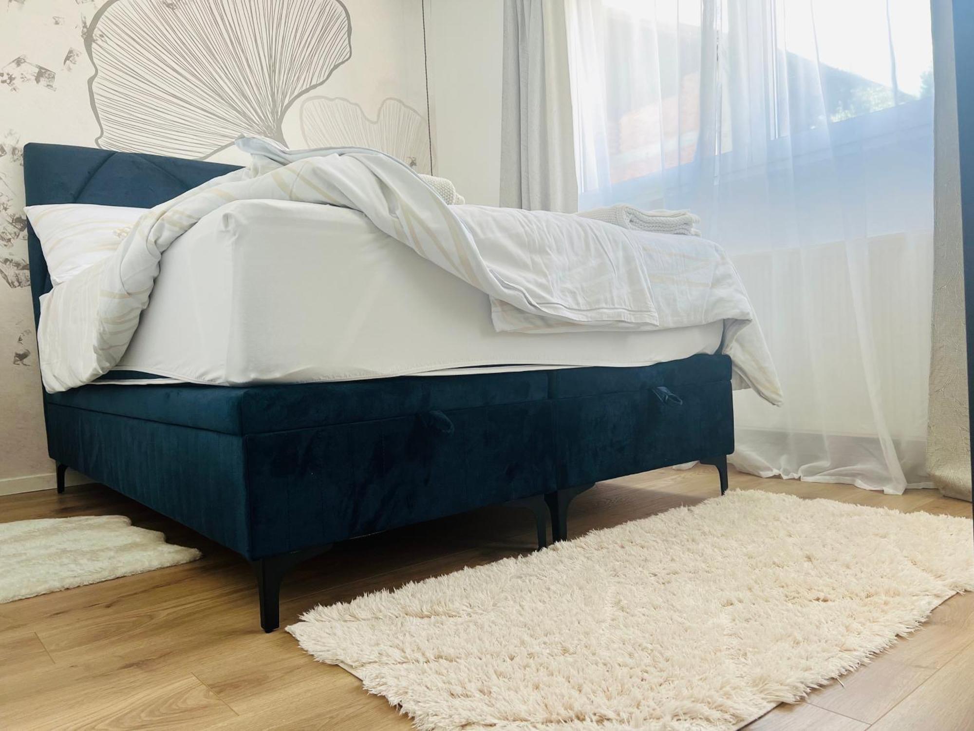 Kaja - Self Check In - Free Parking Holiday home *